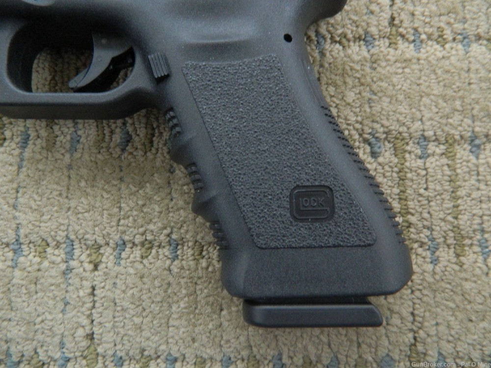 Glock 17  Gen3  -  9mm  -  2009  -  Unfired  - MINT     Gen 3   -img-1