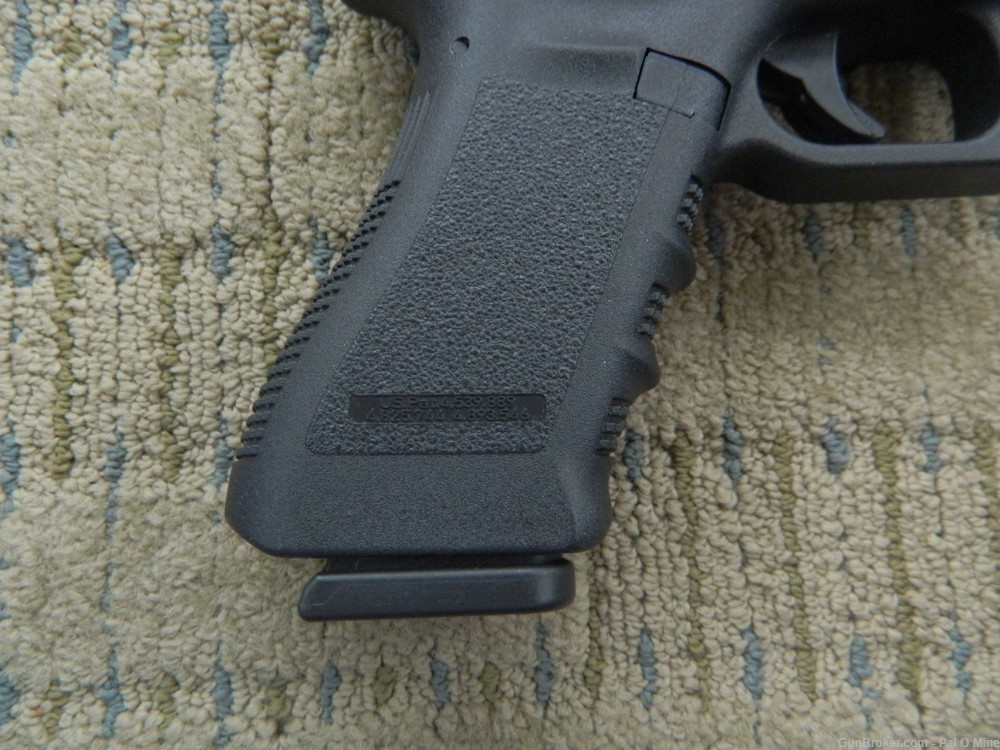 Glock 17  Gen3  -  9mm  -  2009  -  Unfired  - MINT     Gen 3   -img-6
