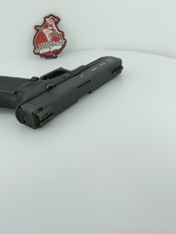 Used Glock 22 Gen 4 Truglo sights-img-15