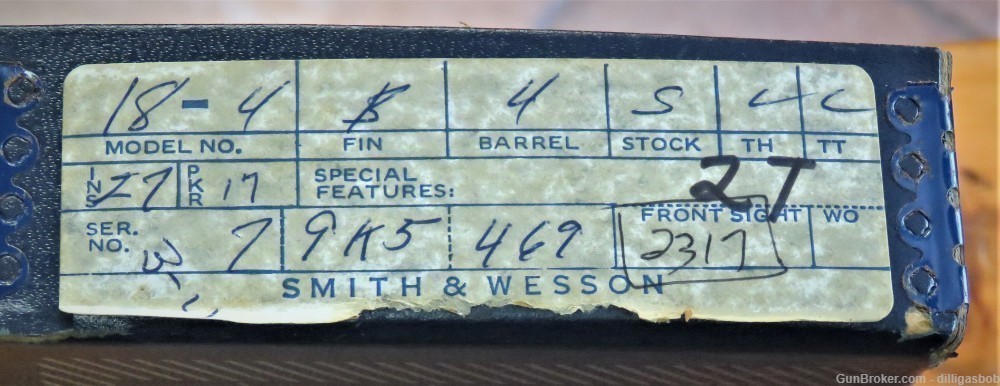 SMITH & WESSON MODEL 18-4 NEW CONDITION BOX & PAPERS-img-1