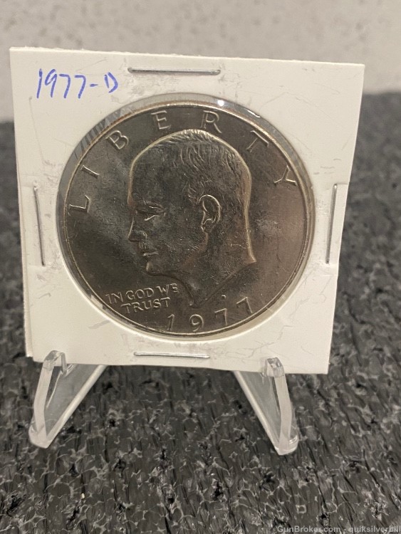 Beautiful 1977 D Dwight “Ike” Eisenhower Dollar Coin-img-0