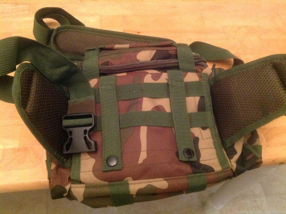 Outdoor Duffel Waist Bag Tactical Molle Crossbody with Shoulder Strap Hand -img-1