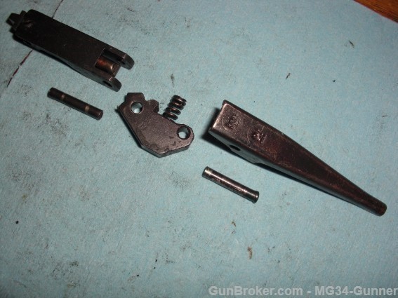 German WWII MG42 Front Sight Assembly with "bpr" and/or "PJ" Markings-img-0