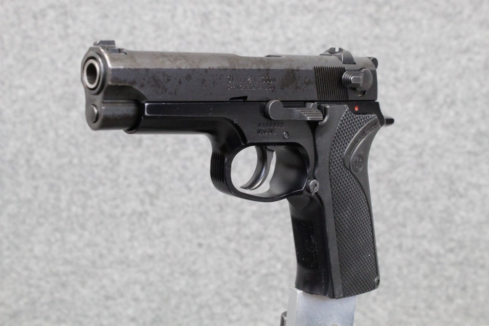 Nice Surplus Smith and Wesson 915 9mm Pistol Used In Israel-img-2