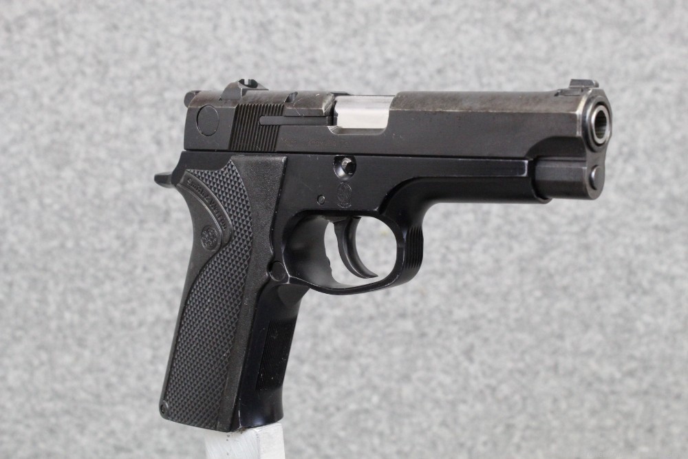 Nice Surplus Smith and Wesson 915 9mm Pistol Used In Israel-img-4