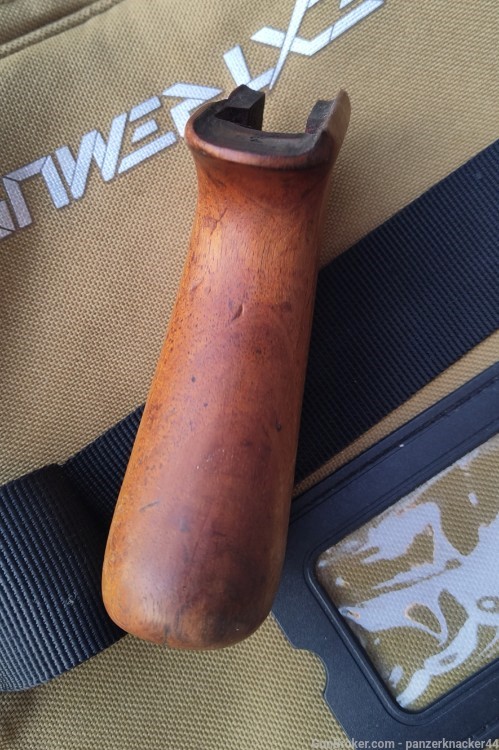 FN FAL Belgian walnut wood grip ORIGINAL-img-5