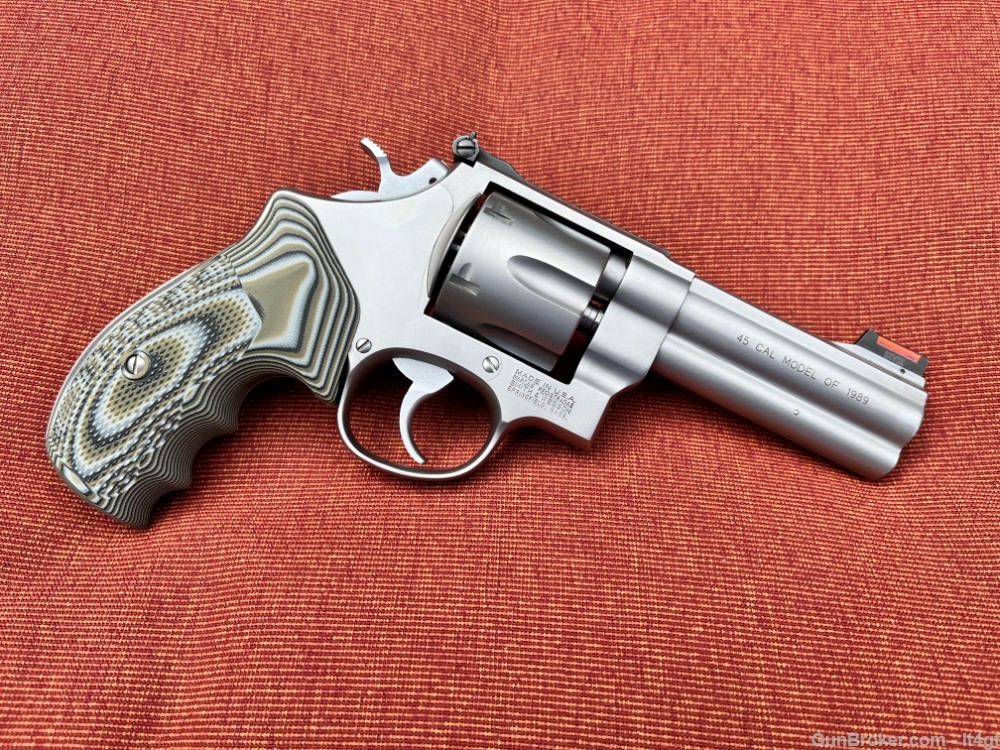 Smith & Wesson Model 625   Model of 1989 45acp  -img-1