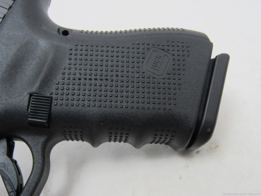 Glock 19 Gen 4 9mm $.01 Start No Reserve-img-7