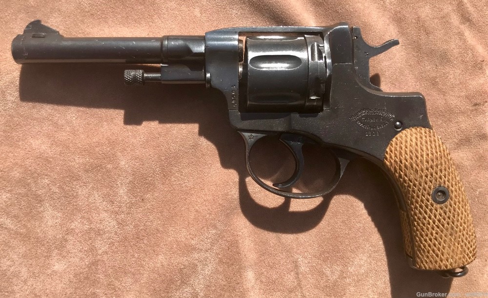 1895 Russian Nagant Pistol / Tula Arsenal C&R Eligible-img-2
