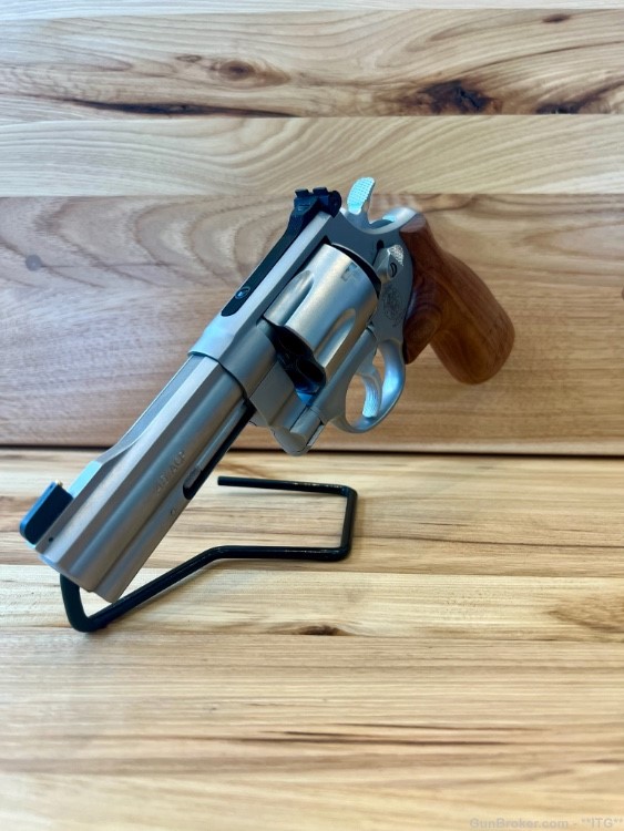 Smith and Wesson 625 JM 45 ACP 4in Barrel 6rd Revolver-USED GREAT CONDITION-img-2