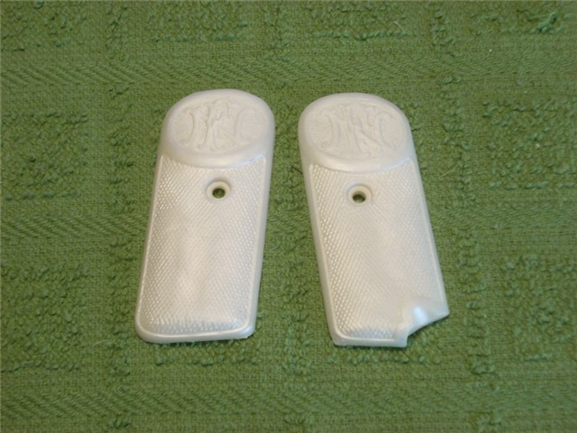 Browning 1900 Reproduction Grips Pearl White-img-0