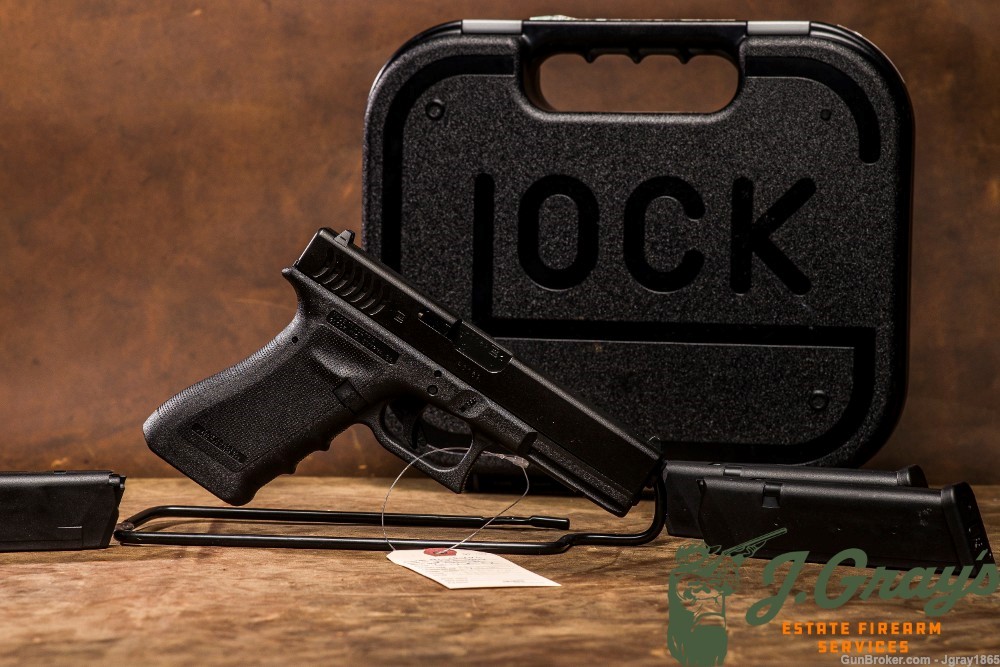 Glock 17 RTF2 Gen3 9mm Pistol w/ Scalloped Serrations & 17 Round Mags LNIB-img-2