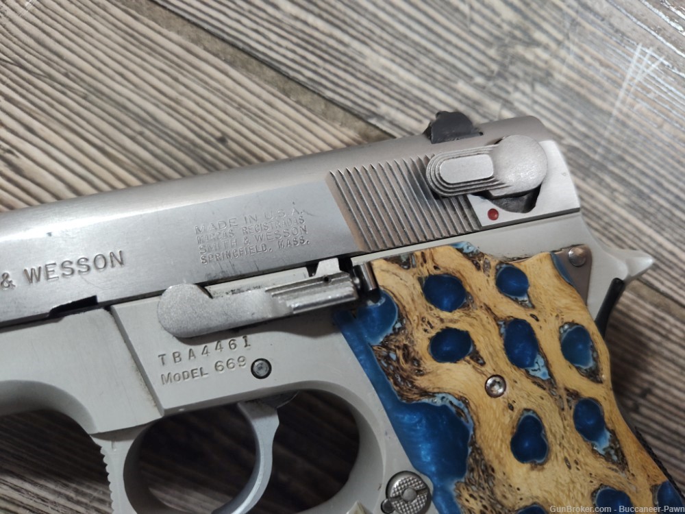 Smith & Wesson 669 3.5" Barrel 9mm w/ One 12 Rnd Magazine & Fancy Grip!!-img-5