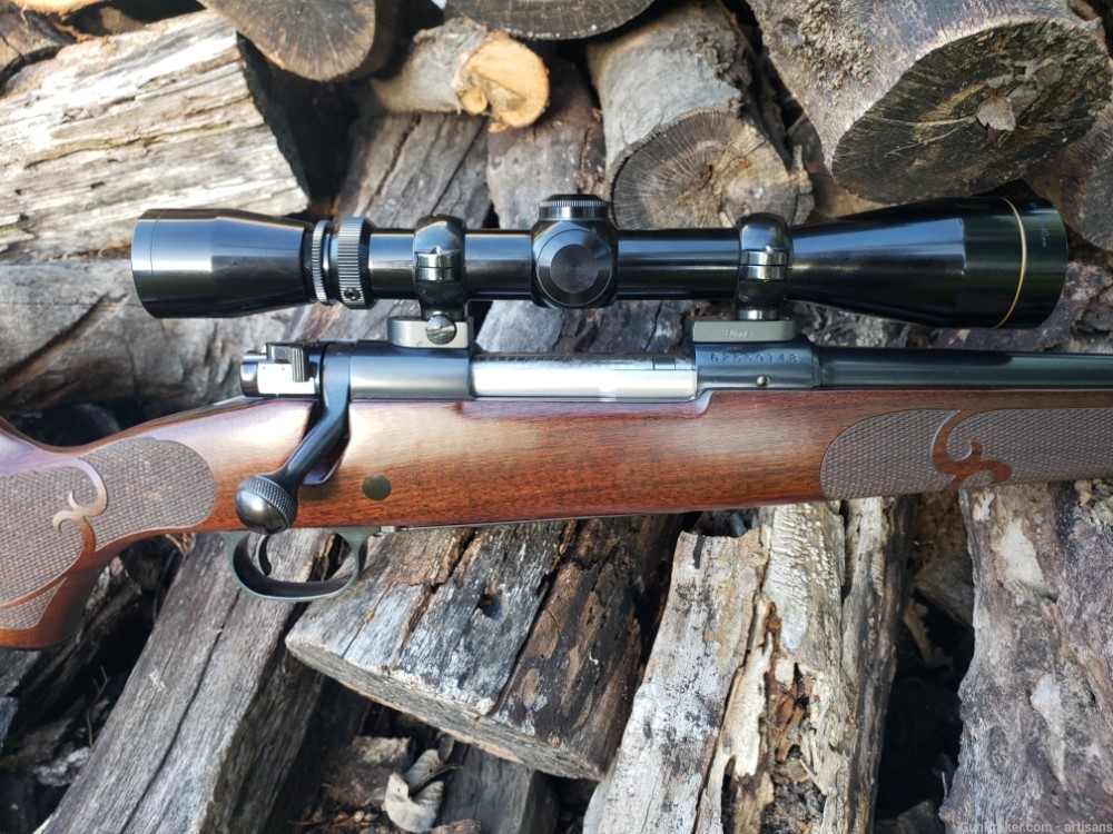 Winchester Model 70 Classic Featherweight .270 Leupold-img-1