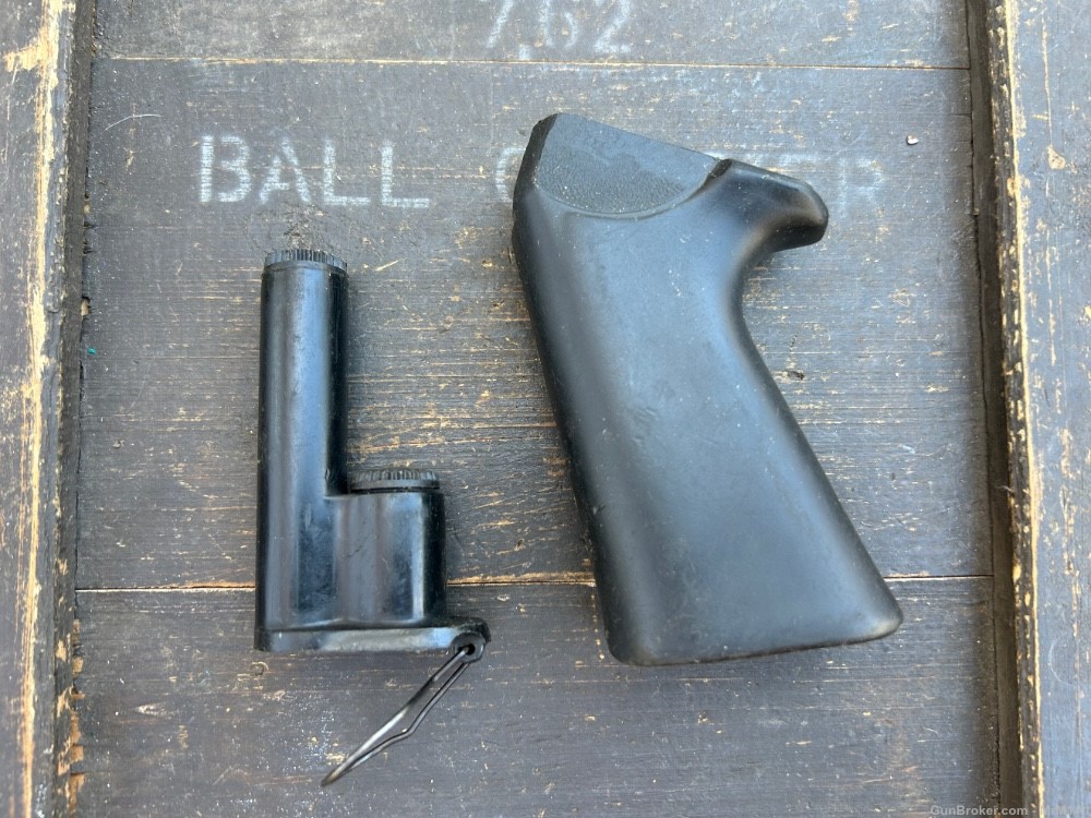 Metric FN FAL Pistol Grip + Cleaning Kit Insert-img-0