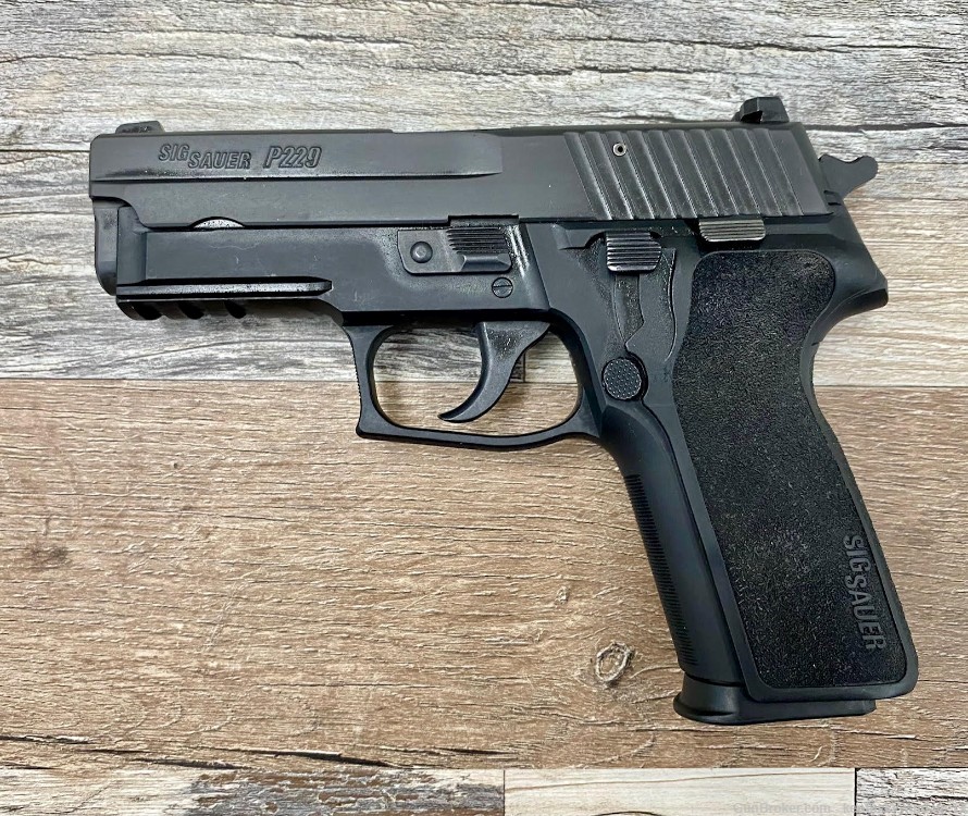 SIG SAUER P229 9MM DOUBLE ACTION SINGLE ACTION-img-1
