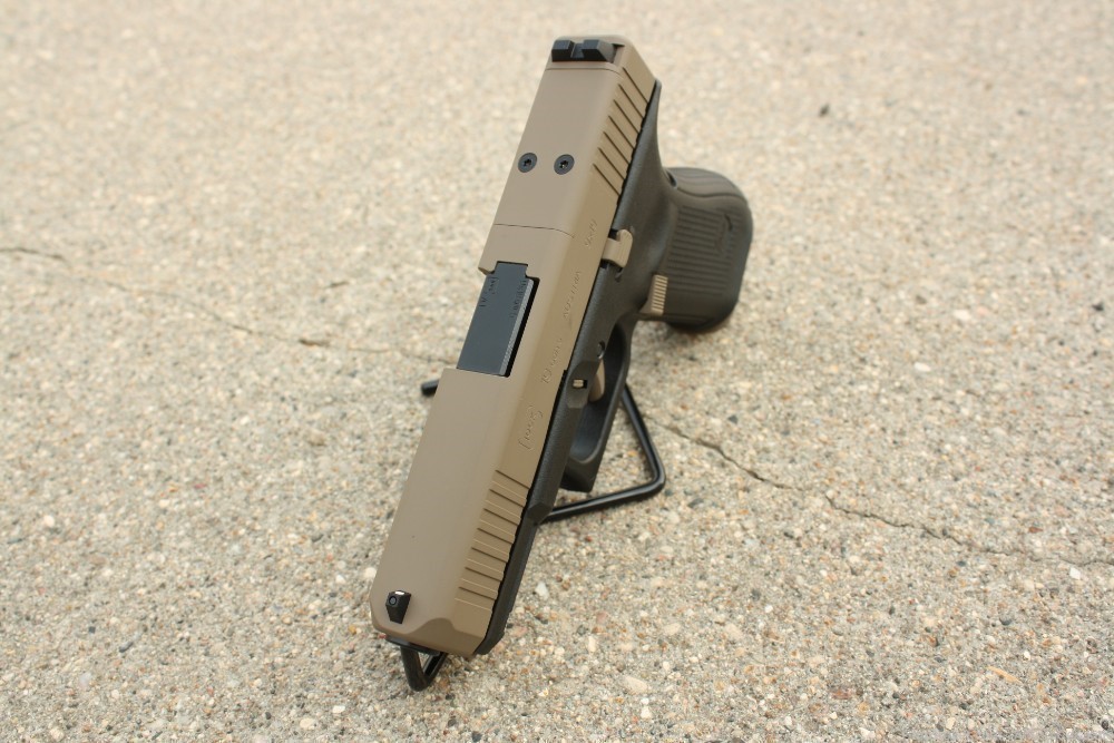 Glock 19 Gen 5 MOS 10rd & Trijicon RMR Custom Cerakote Magpul FDE NEW-img-5