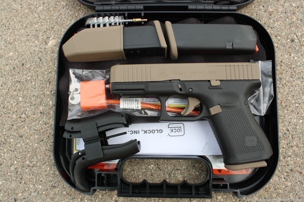 Glock 19 Gen 5 MOS 10rd & Trijicon RMR Custom Cerakote Magpul FDE NEW-img-7