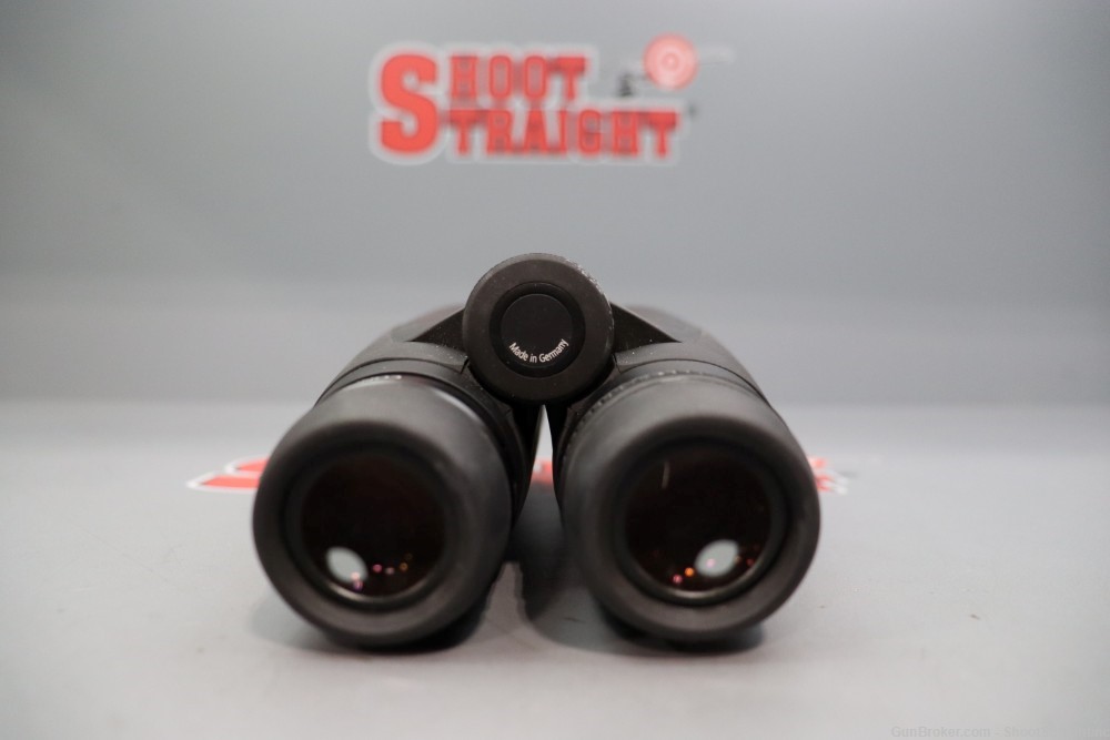 Zeiss Conquest HD 8x56mm Binoculars w/box-img-4