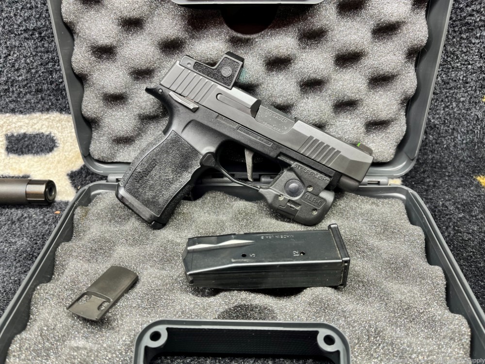 USED Sig Sauer P365XL in 9mm with 3.7" Brl 2-12Rnd Mags Reddot/Light Laser!-img-0