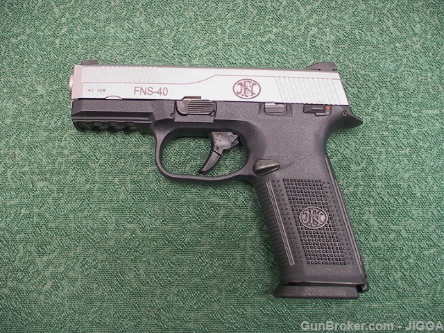Used FNS  40 S&W-img-1