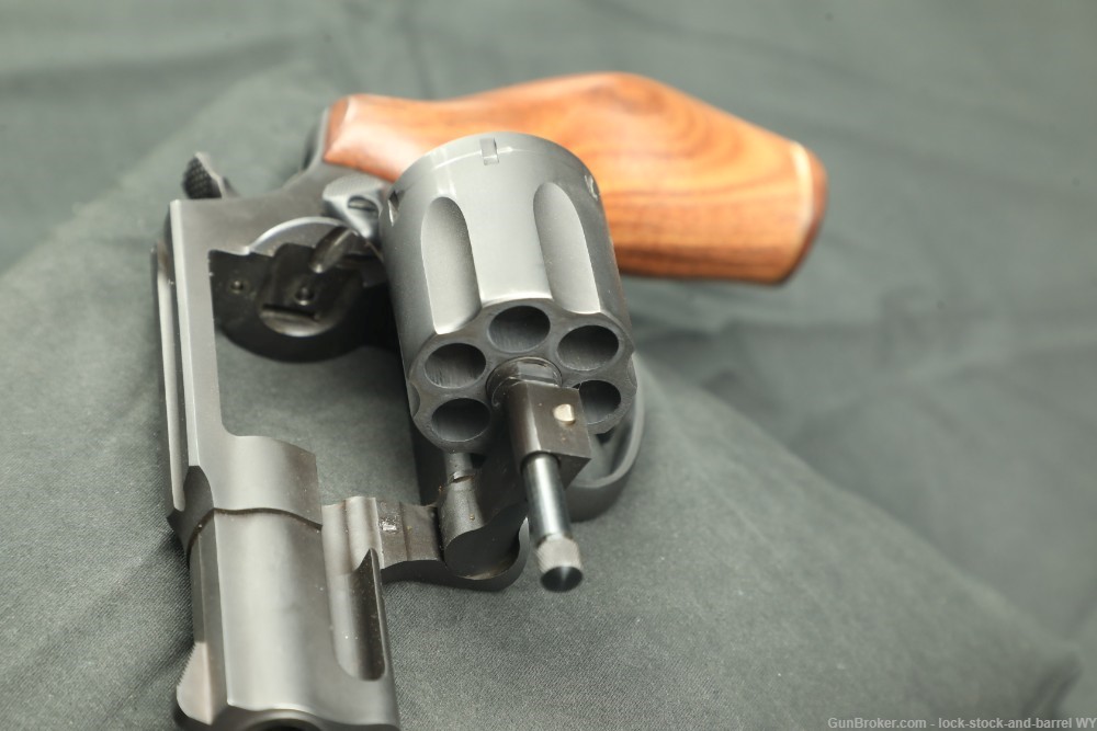Taurus 856 .38 Special 2” Snub Nose 6-Shot Revolver w/ Box & Extra Grips-img-18