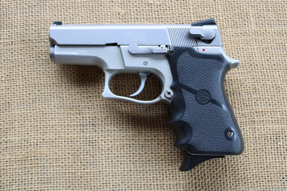 Smith & Wesson Model 6906 9mm Semi Auto Pistol -img-0