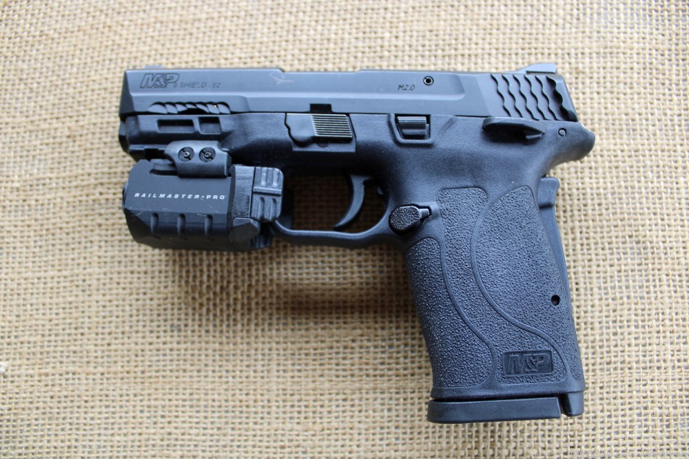 Smith & Wesson M&P Shield 9  9mm Luger with Red Dot Laser-img-0