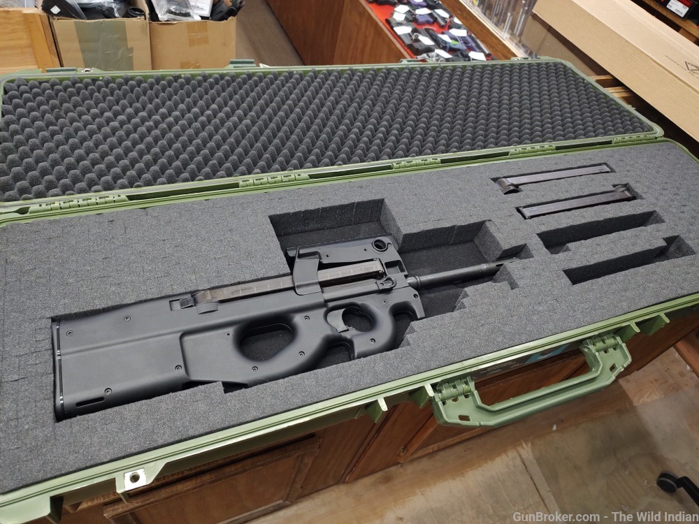 FN PS90 5.7x28 50 RDs w/ 3 Mags and Apache 9800 Hard Case (Pre-Owned) -img-2