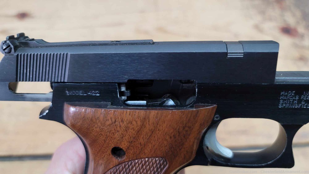 Smith and Wesson Model 422 target .22lr pistol-img-21