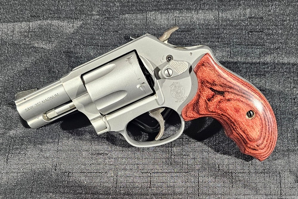 Smith & Wesson Model 60 LS LadySmith 357MAG Revolver-img-0