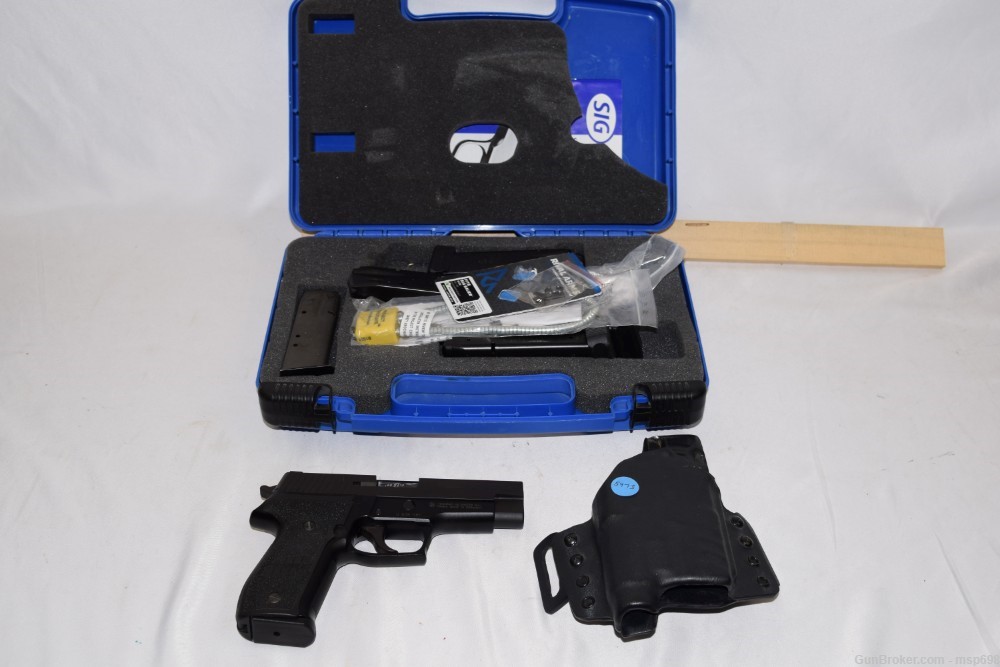 Sig Sauer P226, 40 S&W, Mich. State Police Logo, 4 1/4" bbl, Good.-img-0