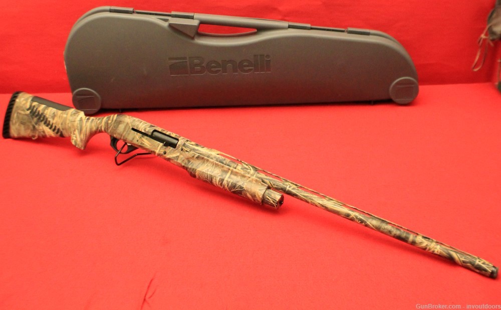 Benelli M2 12-gauge 3" chamber 28" vent rib semi-auto shotgun.-img-2