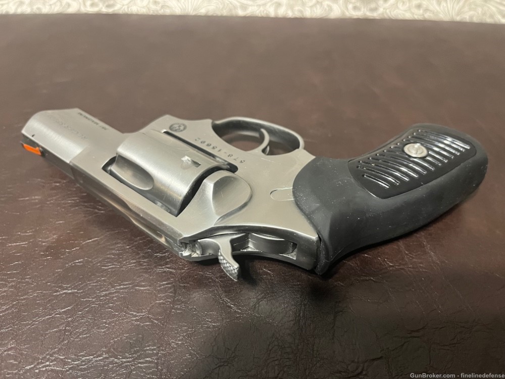 Ruger SP101 .357 2” Stainless Hogue Grips Included -img-2