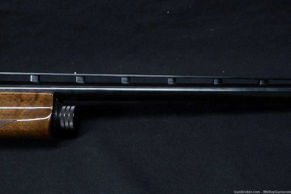 Browning Model 2000 Semi Automatic Shotgun 12GA COOL!-img-2