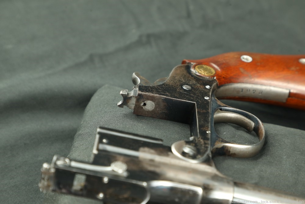 Hopkins & Allen 8 inch single-shot target pistol in .22 cal, Blued C&R-img-17