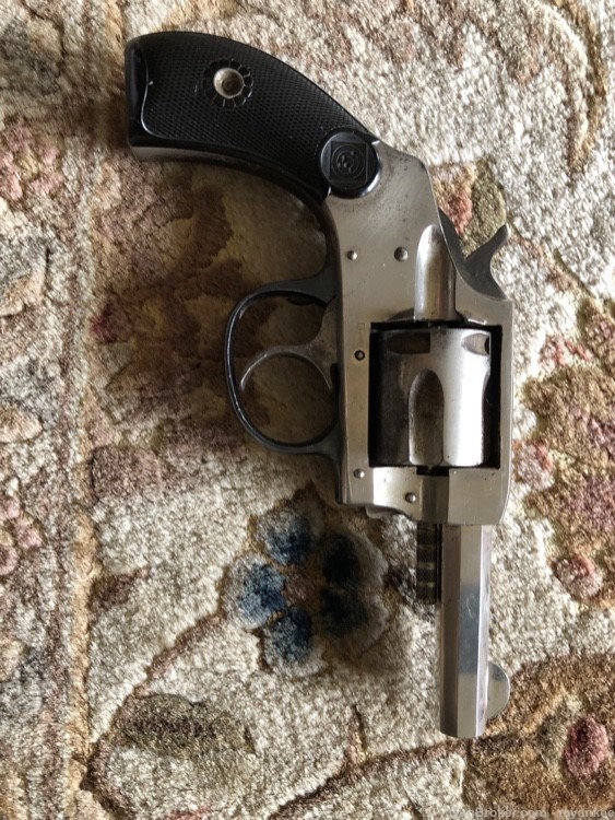 H & R Model 1905 32 Caliber Revolver -img-0