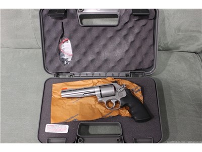 Brand New Smith & Wesson 11760 Performance Center 686 Plus revolver!