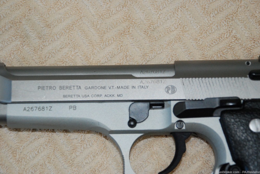 Beretta 92FS INOX, 9mm  Made in Italy, one owner-img-2