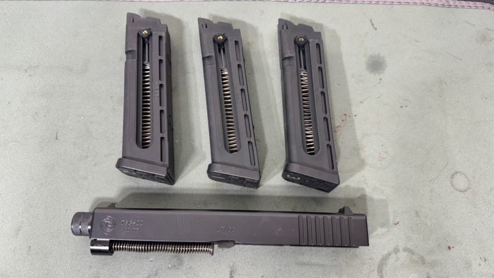 Gently Used- TacSol Glock 17 22LR Threaded Conversion Kit  3- 10rd Mags-img-0