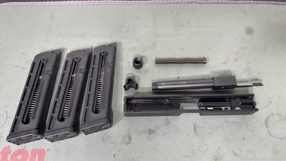 Gently Used- TacSol Glock 17 22LR Threaded Conversion Kit  3- 10rd Mags-img-1