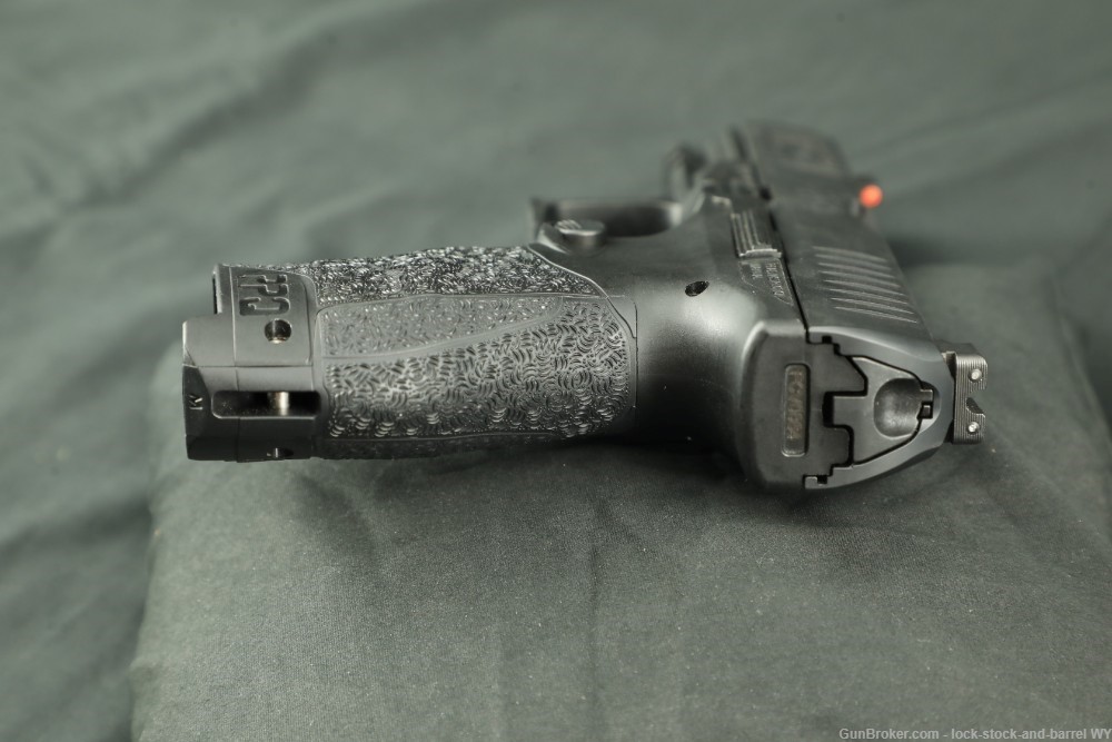 German Walther PPQ M2 9mm 4” Semi Auto Striker Fired Pistol w/ Case -img-12
