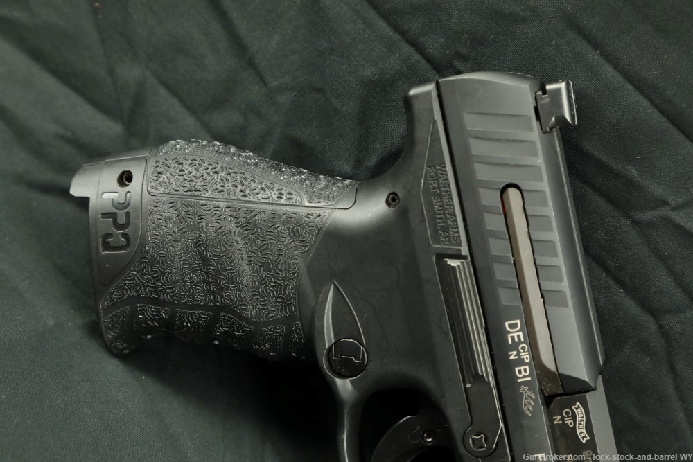 German Walther PPQ M2 9mm 4” Semi Auto Striker Fired Pistol w/ Case -img-4