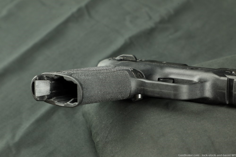 Smith & Wesson S&W M&P9 EZ M2.0 9mm 4” Pistol w/ 2 Magazines-img-11