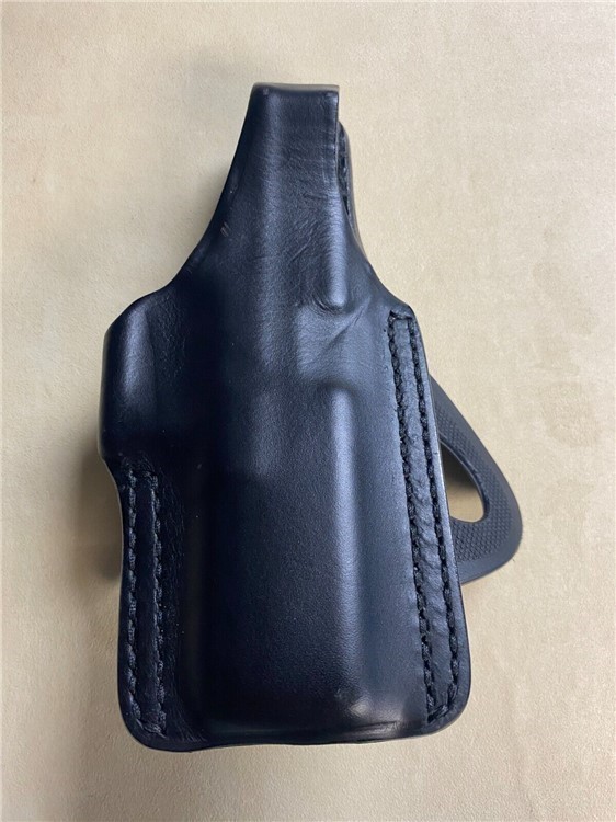  420603BK-R, LEATHER HOLSTER,RIGHT,PADDLE GLOCK 17/22/31,-img-0