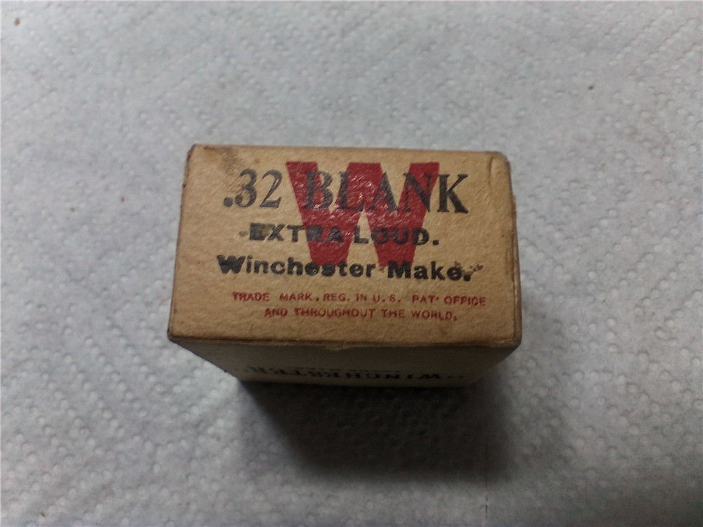 Vintage Winchester 32 short rim fire blanks-full box-extra loud-img-0