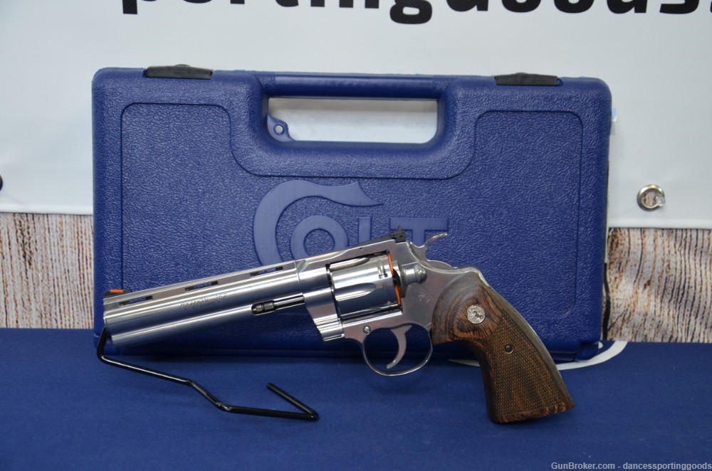 Colt Python 357 Magnum 6" BBL 6 Shot w Box - FAST SHIP-img-0