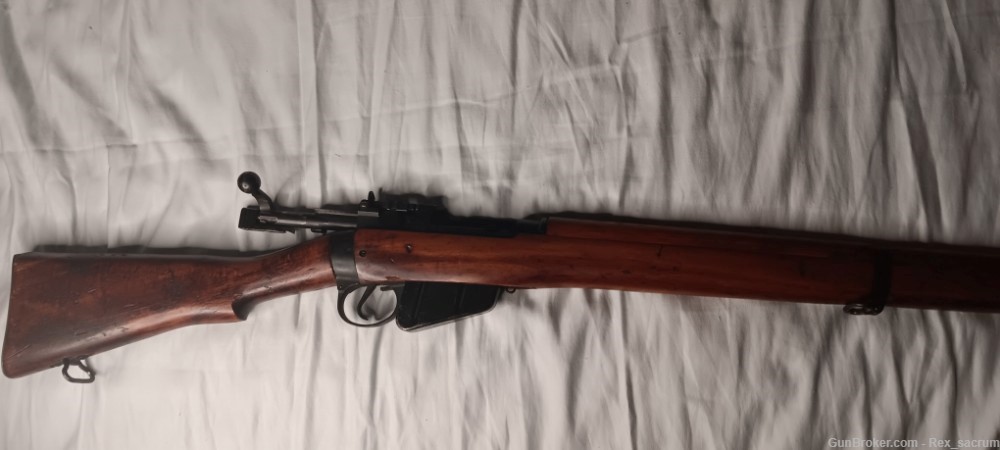 1942 Canadian Long Branch Lee Enfield-img-2