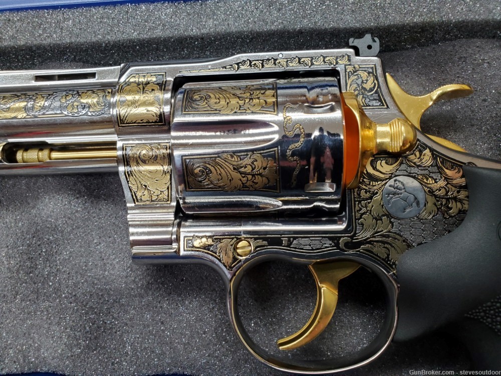 Colt Anaconda 44 Magnum Custom 24K Gold Etching Houge Grips - NEW-img-4
