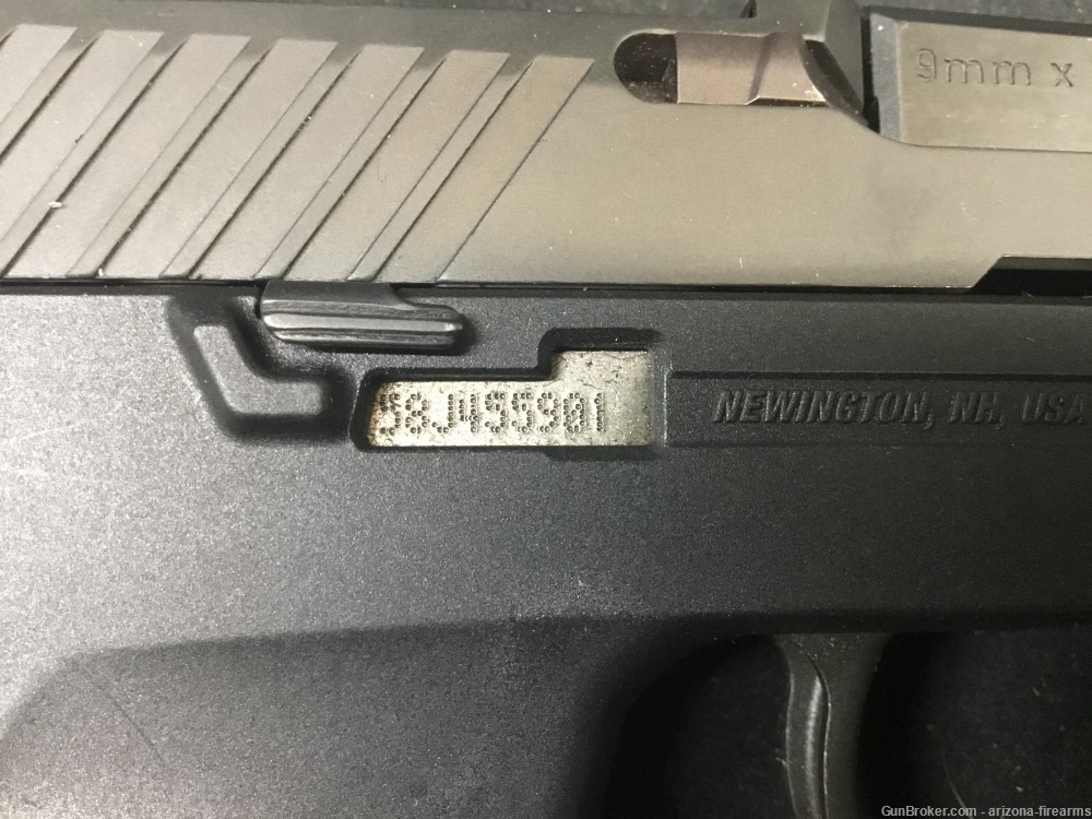 Sig Sauer P320 Semi Auto 9MM Pistol 9 MM Box 2-15rnd Mags Holster-img-13